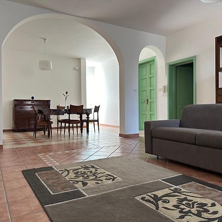 Appartamento Palazzo Dei Pavoni Brindisi Esterno foto